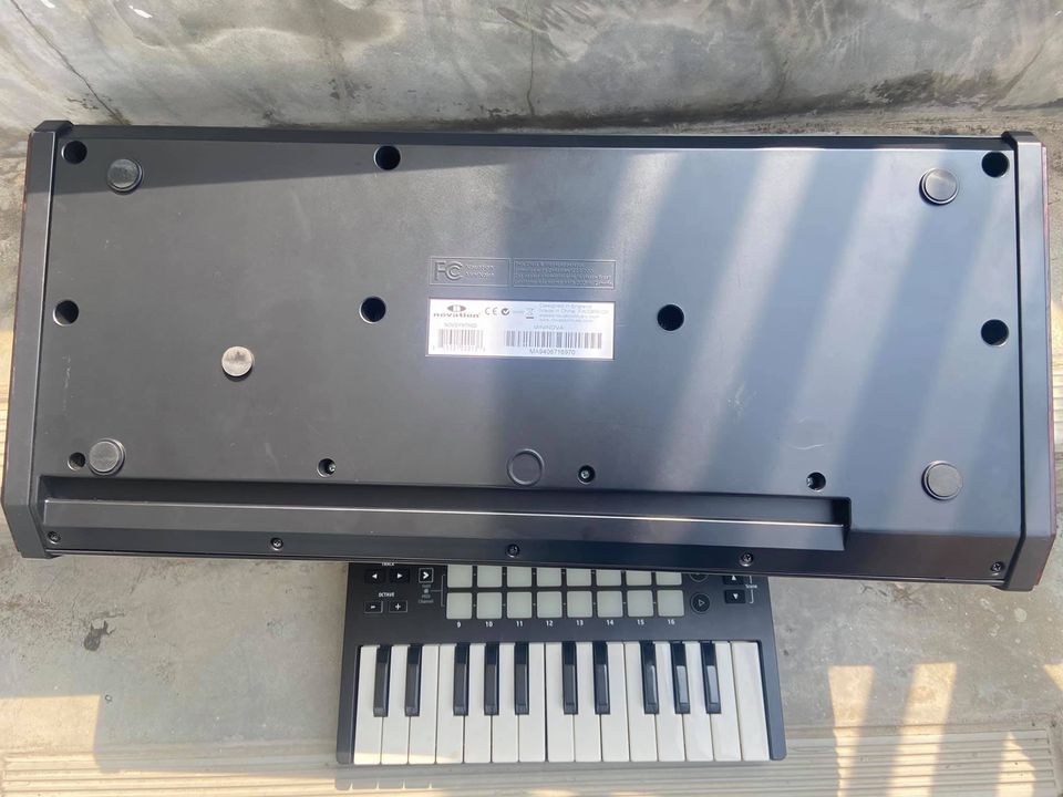 Novation mininova + Launchkey mini mk2