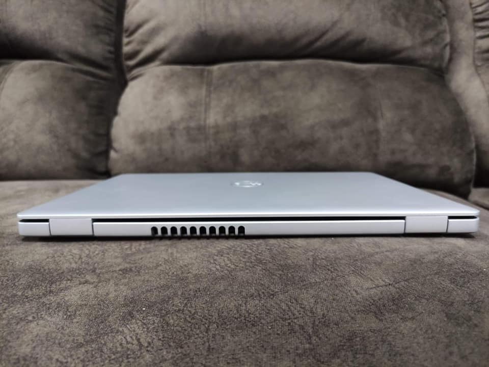 DELL Inspiron 3493