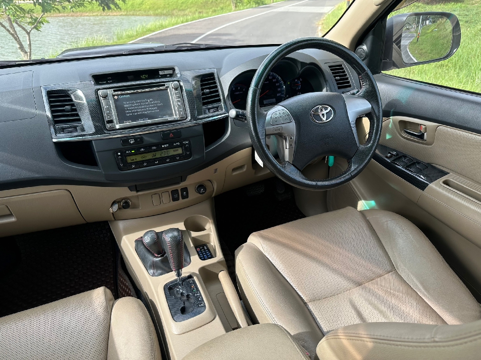 Toyota Fortuner  3.0 TRD Sportivo 4WD AT 2013