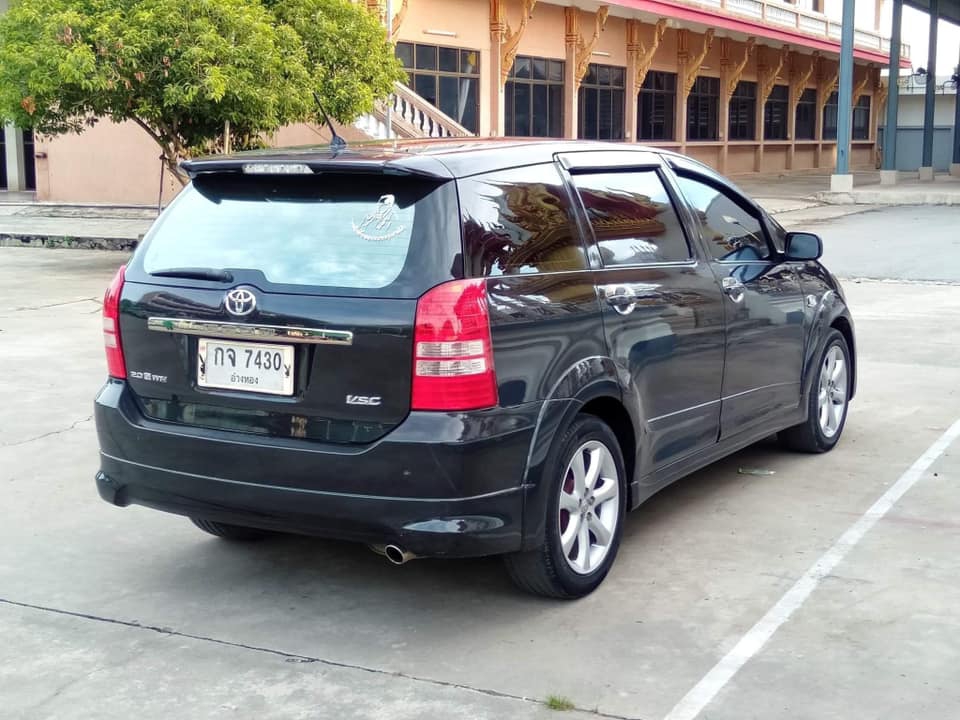 TOYOTA WISH 2.0 Q ABS airbag คู่   ปี 2004