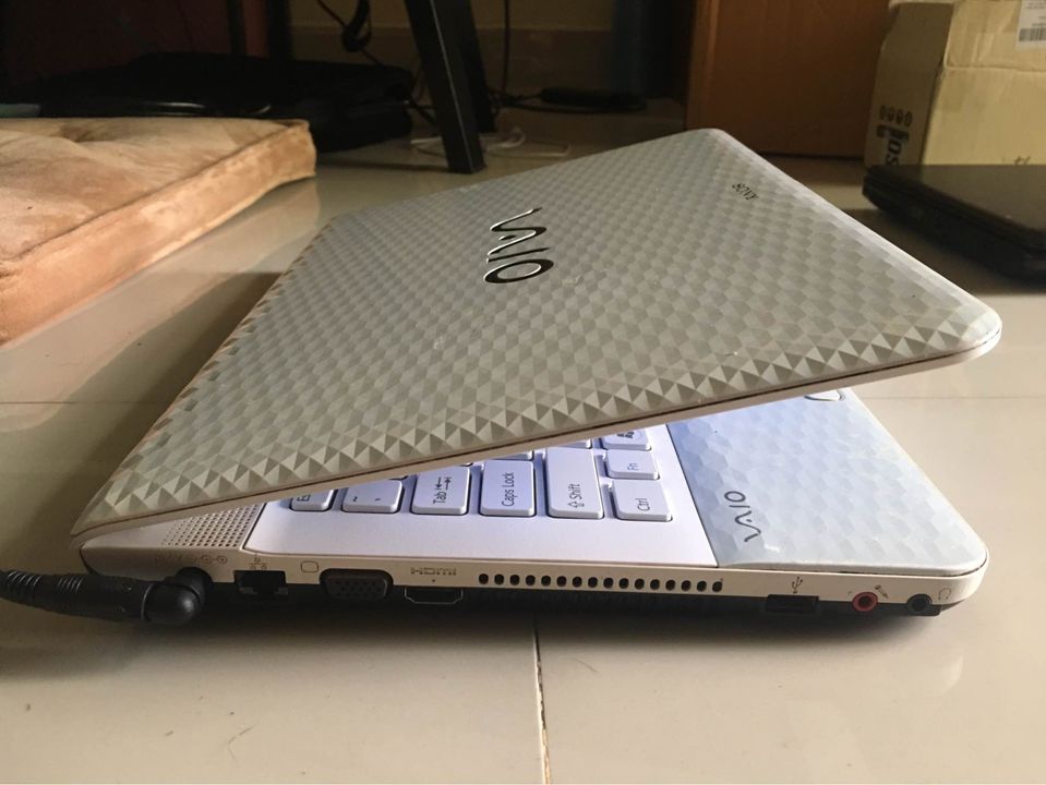 โน๊ตบุ๊ค SONY i5 ราคาถูก