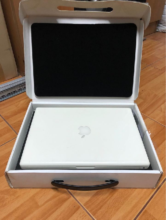 MacBook