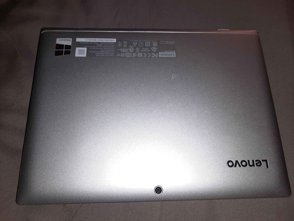 ส่งต่อ โน้ตบุ้ค สภาพดี lenovo Windows 10 ถอดจอแยกแทบเลตได้ ใช้ทำงาน