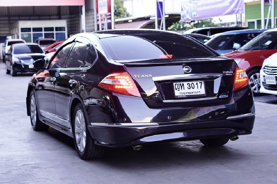 Nissan Teana 250XV รุ่นท็อป ซันรูฟ ปี2010 รถสวยมาก สภาพใหม่ ไม่เคยชนเลย วิ่ง 15x,xxx กิโลแท้