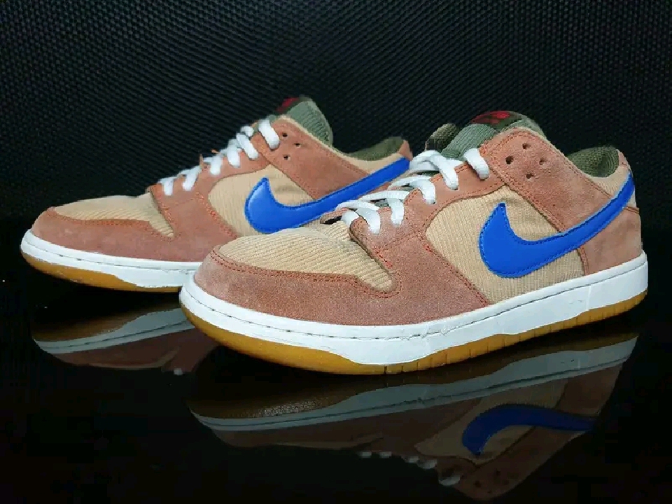Nike SB DUNK LOW
