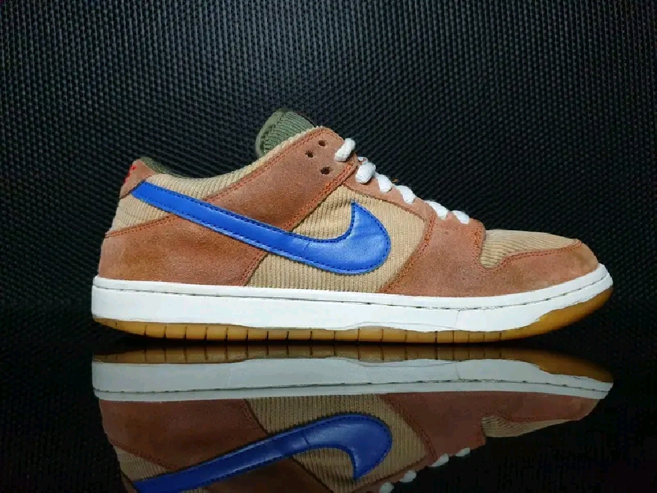 Nike SB DUNK LOW