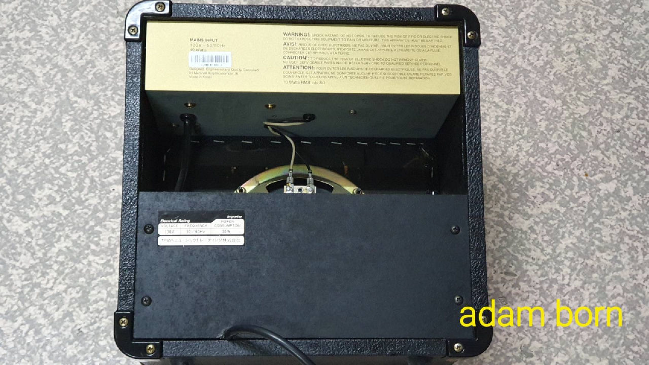 **ขายครับ! Marshall MG10 MK ll สภาพดี ใช้งานได้ปรกติครับ **