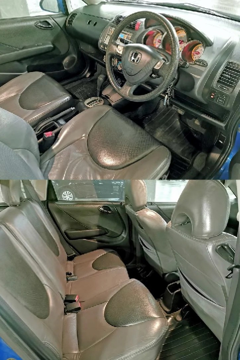 honda jazz1.5e top Ids ปี 2004