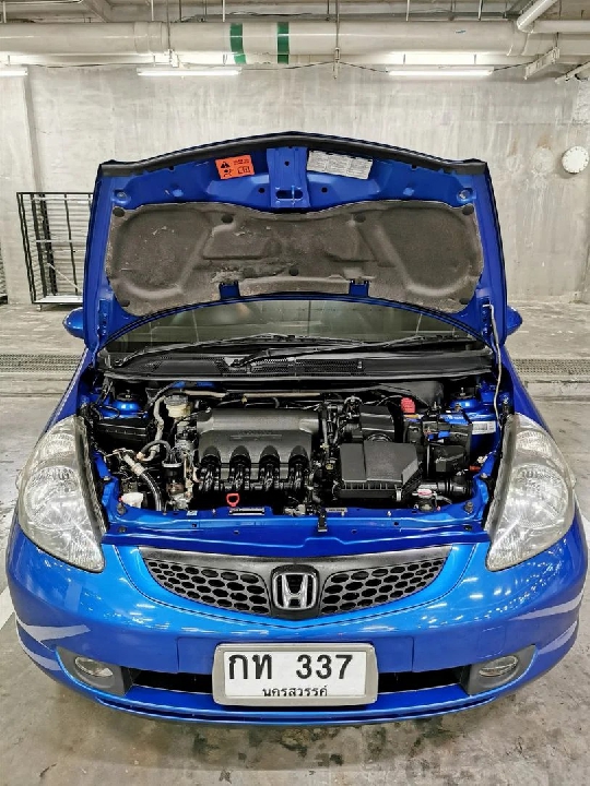 honda jazz1.5e top Ids ปี 2004