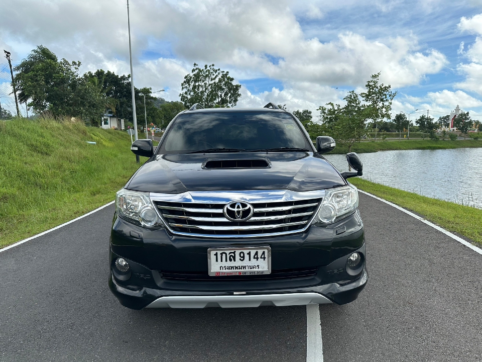 Toyota Fortuner  3.0 TRD Sportivo 4WD AT 2013