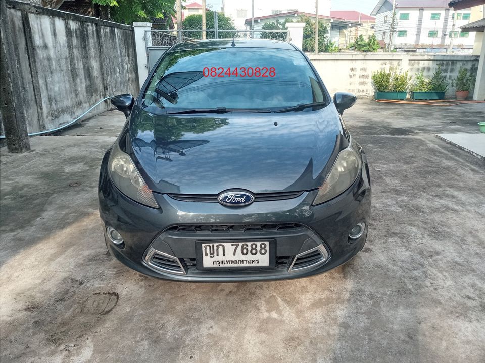 ford fiesta auto 1.2 cc ปี 2010