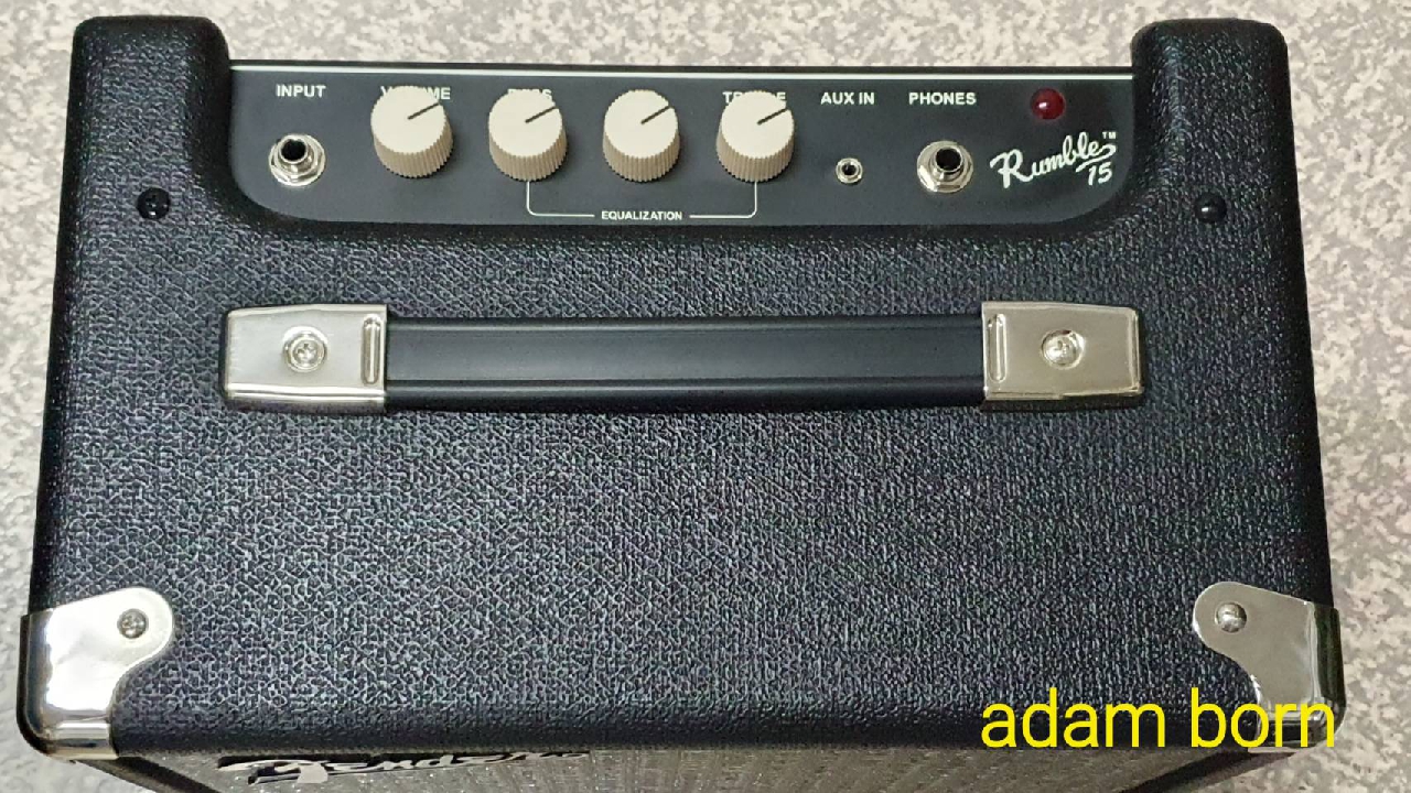 **ขายครับผม! แอมป์เบส Fender Rumble15 เหมือนใหม่ครับ **
