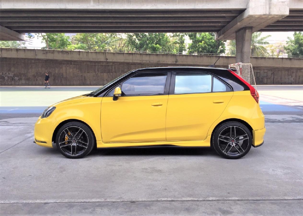 MG MG3 1.5 X SUNROOF 2015 รถสวยชุดแต่งครบพร้อมใช้งาน