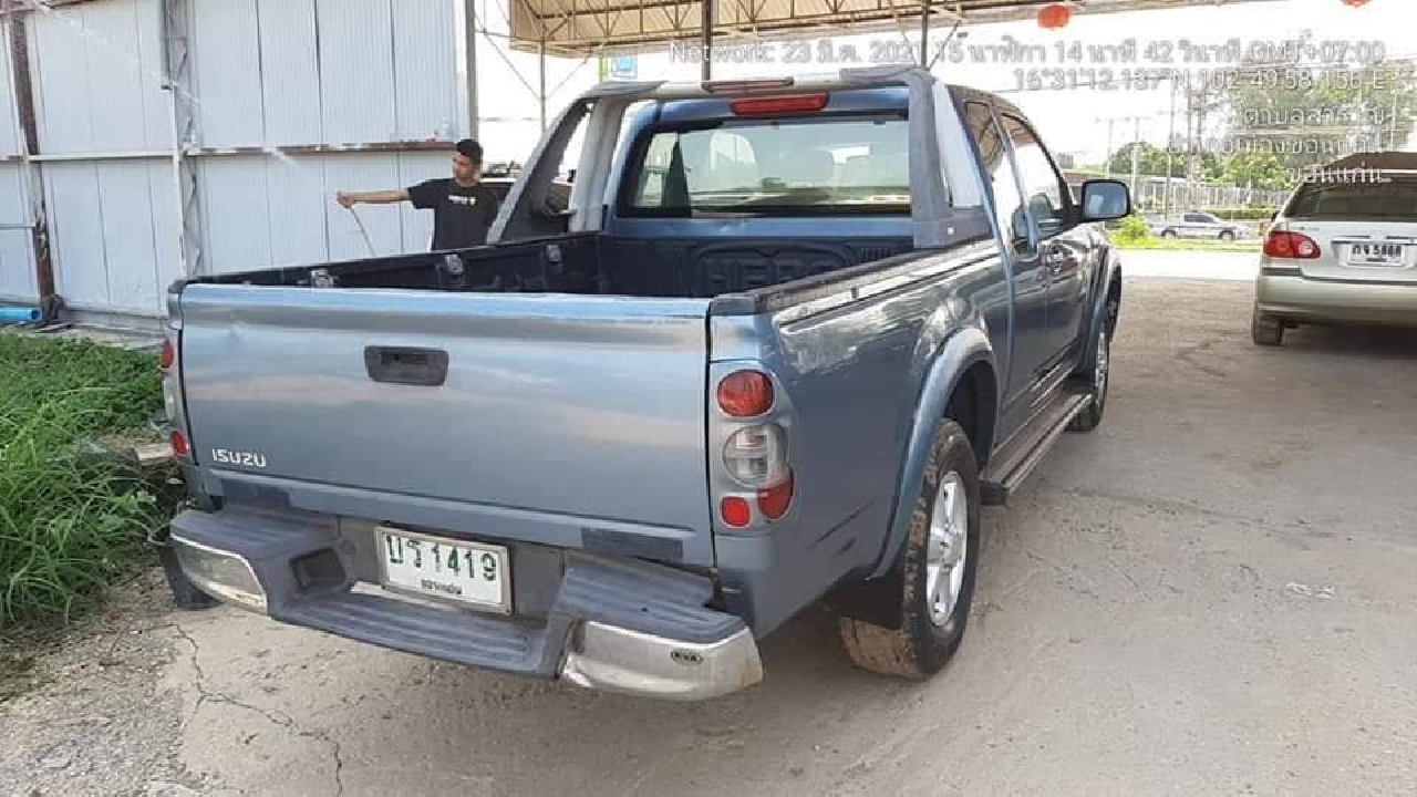 Isuzu  ปี 2003