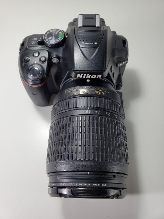 Nikon D[hidden information] VR Kit