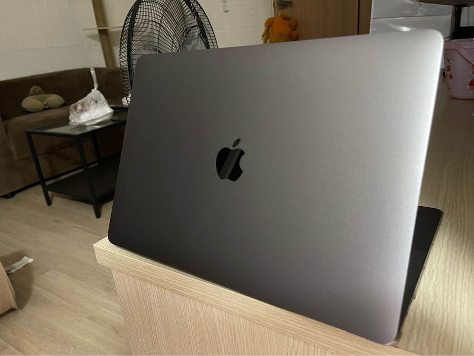 macbook air m1 256