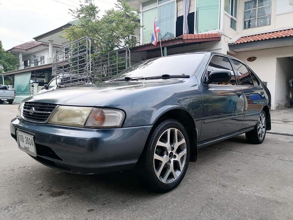 รถยนต์​Nissan​sunny​ b14