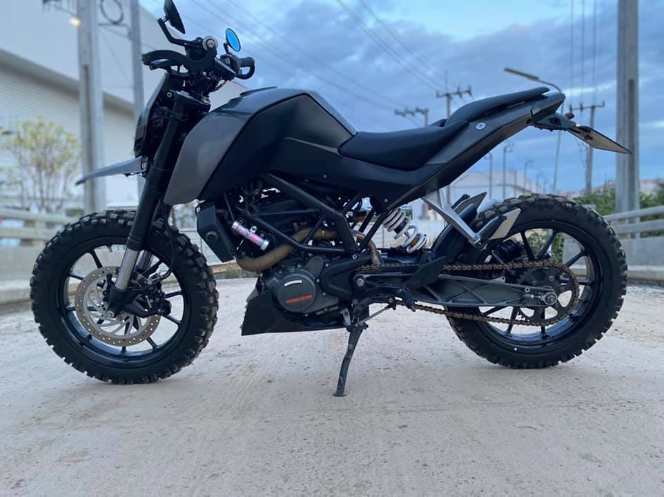 KTM Duke 200