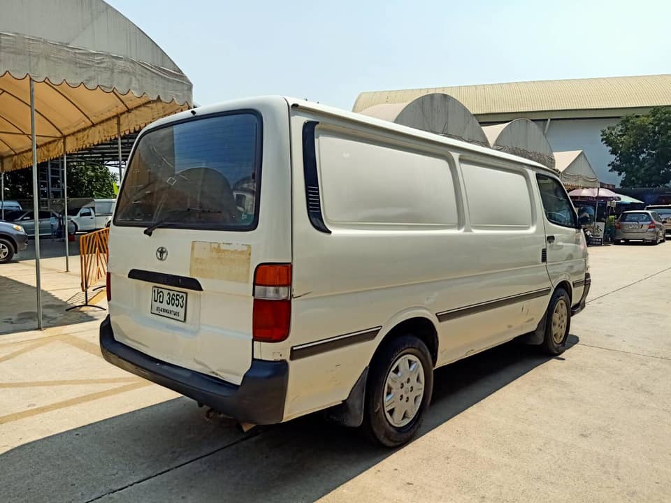 TOYOTA HIACE 3.0 POWER ปี2003