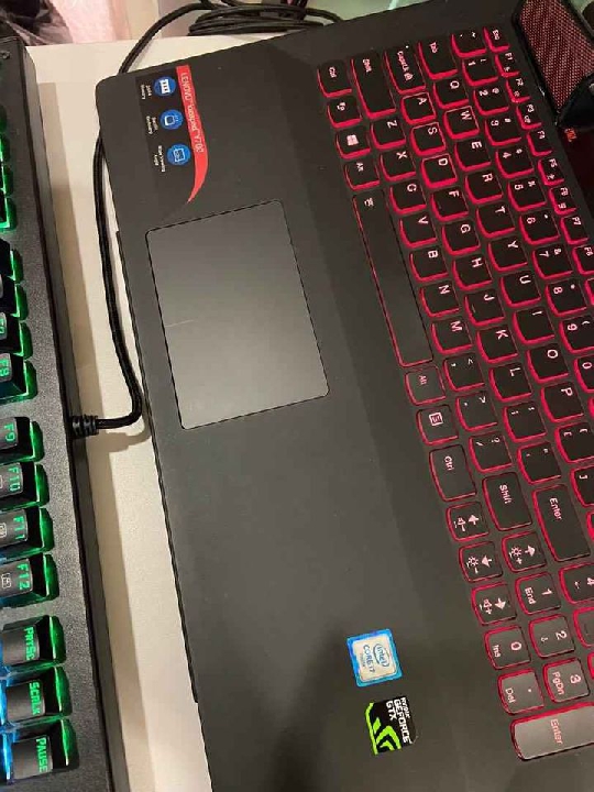 ขาย Lenovo Y700 สภาพใหม่ของครบๆ ประกันยาว