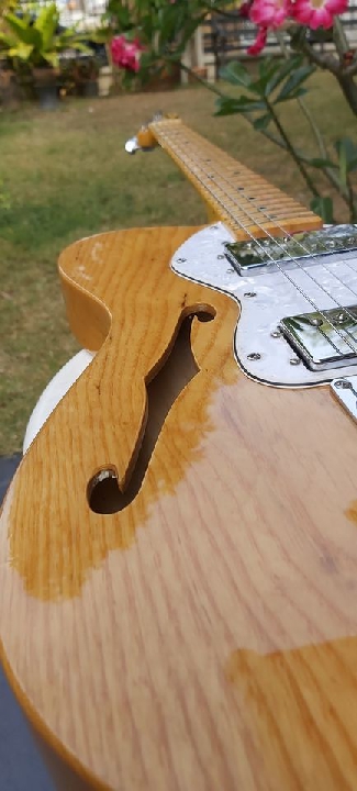 Squier Vintage Modified 72 Telecaster Thinline crafted in indonesia