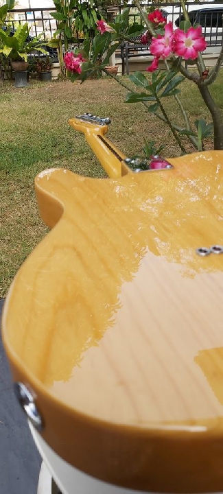 Squier Vintage Modified 72 Telecaster Thinline crafted in indonesia