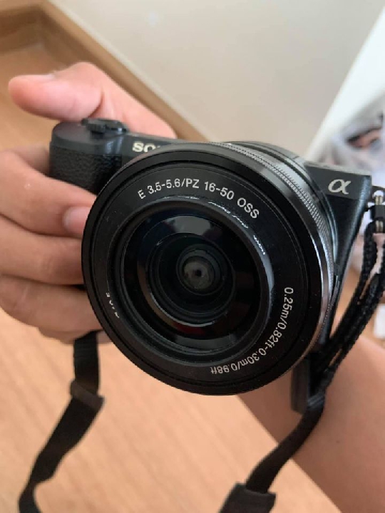 Sony A5100