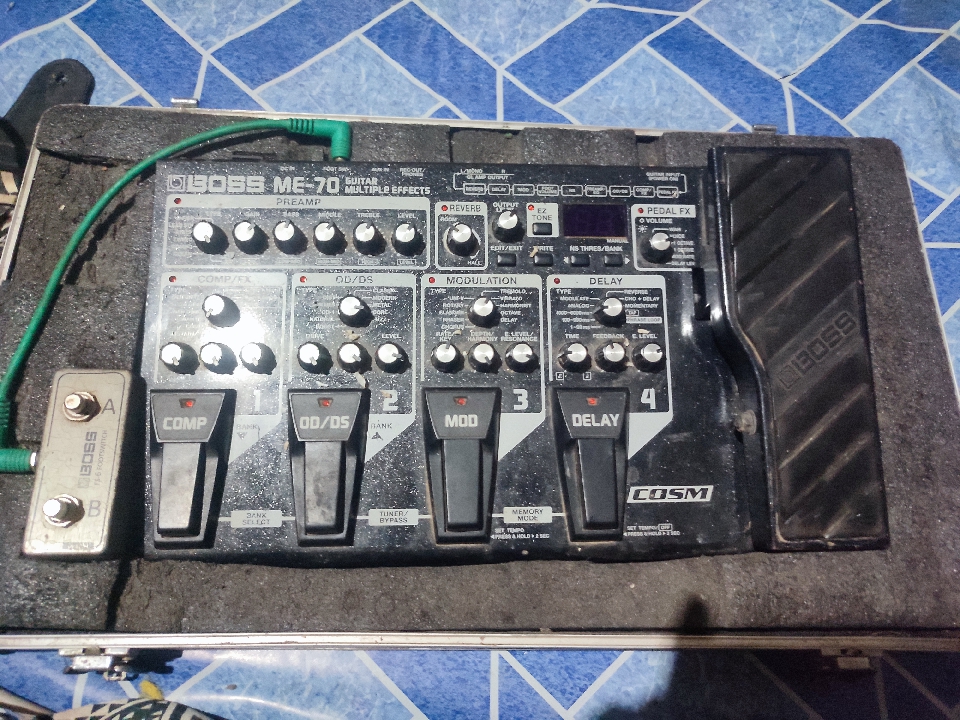 Boss ME 70