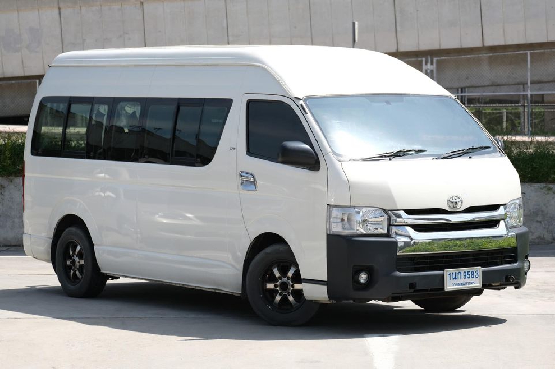 toyota Commuter ปี 09 เครื่องยนต์เบนซิน 2.7 vvt-i