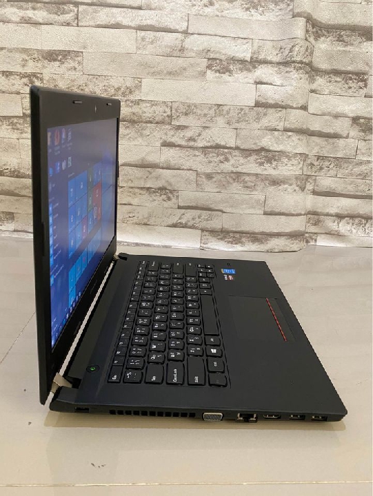 Lenovo E40 core i5 gen 5 การ์ดจอแยก 2 GB แรม 8 GB จอ 14 นิ้ว โน๊ตบุ๊คมือสอง พร้อมใช้งาน