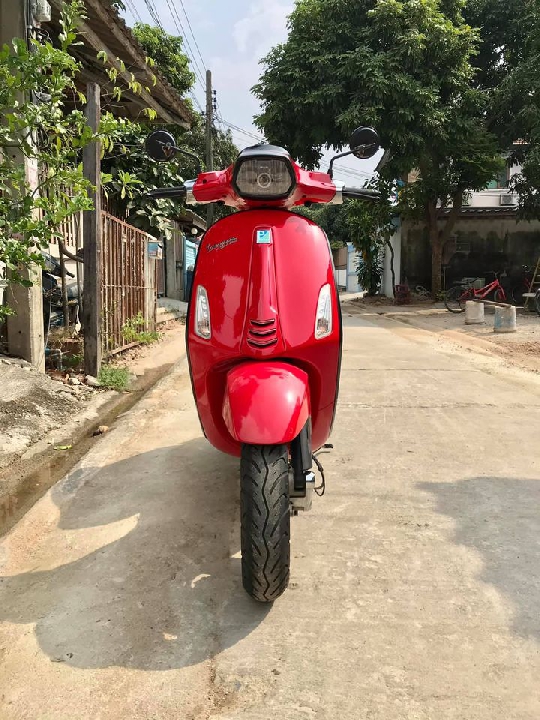ขาย vespa sprint125 iget abs ราคาเบา