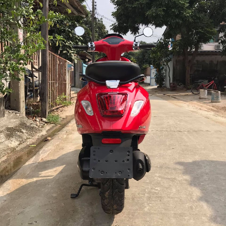 ขาย vespa sprint125 iget abs ราคาเบา