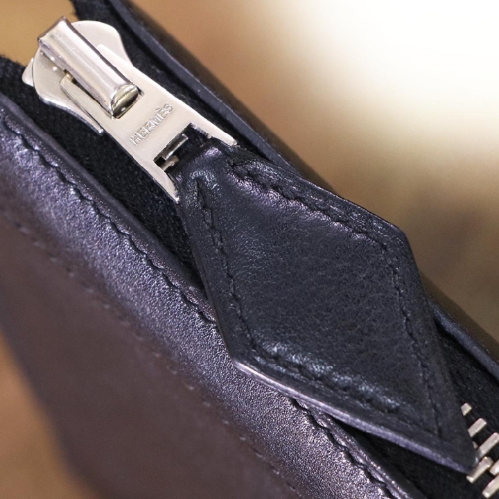 กระเป๋าคลัตช์ Hermes ZIP TABLET.