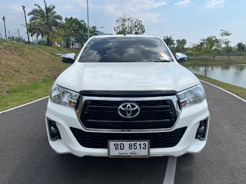 TOYOTA HILUX REVO 2.4 DOUBLE CAB AT