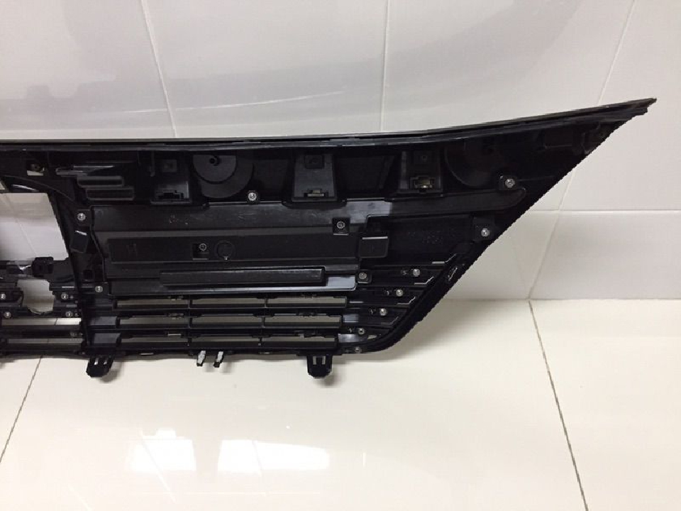 กระจังหน้ารถยนต์ Toyota รุ่น VELLFIRE SC 2.4L ปี 2011-2014