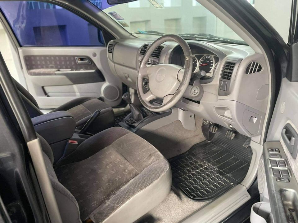 Isuzu dmax 3.0 4wd เกียร์ธรรมดา ปี2004