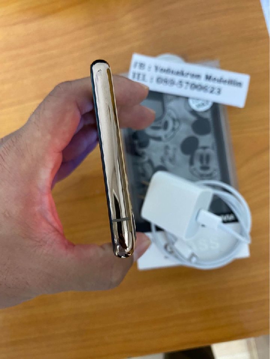 iphone 11 Pro Max 256gb TH