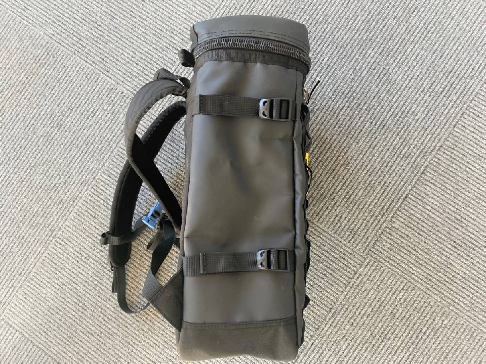 กระเป๋าเป้เด็ก THE NORTH FACE Hughes Box ดำ x เหลือง สภาพดี