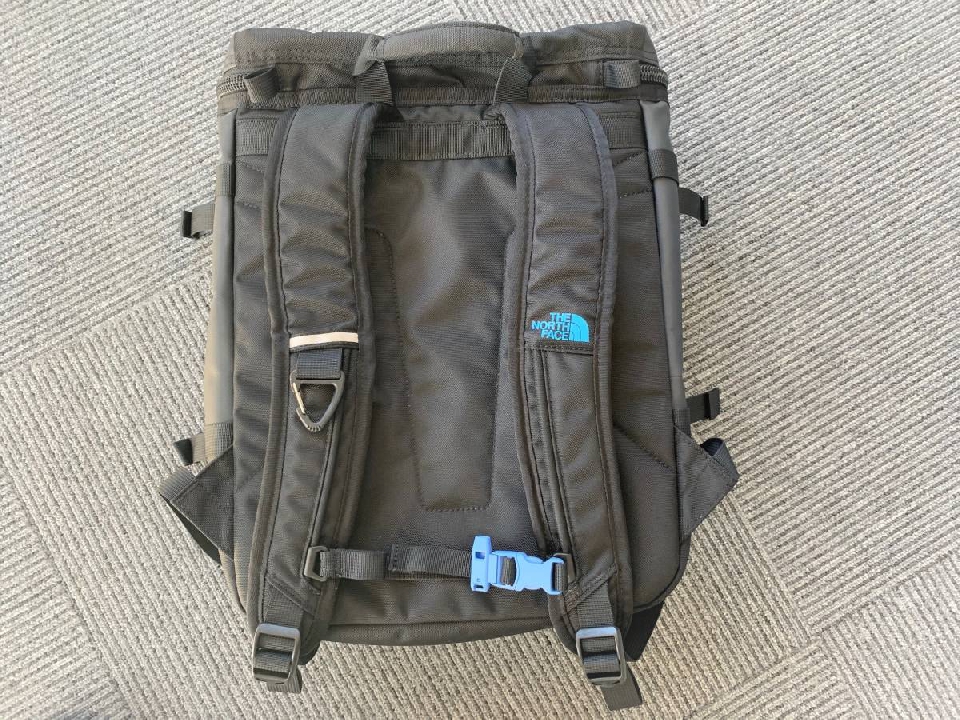 กระเป๋าเป้เด็ก THE NORTH FACE Hughes Box ดำ x เหลือง สภาพดี