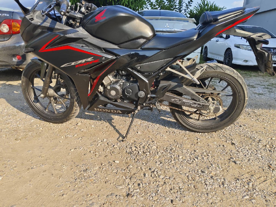 CBR150R