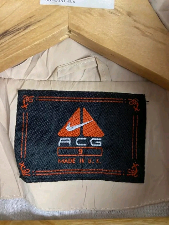 Nike. ACG เสื้อคลุมนำเข้าคัด