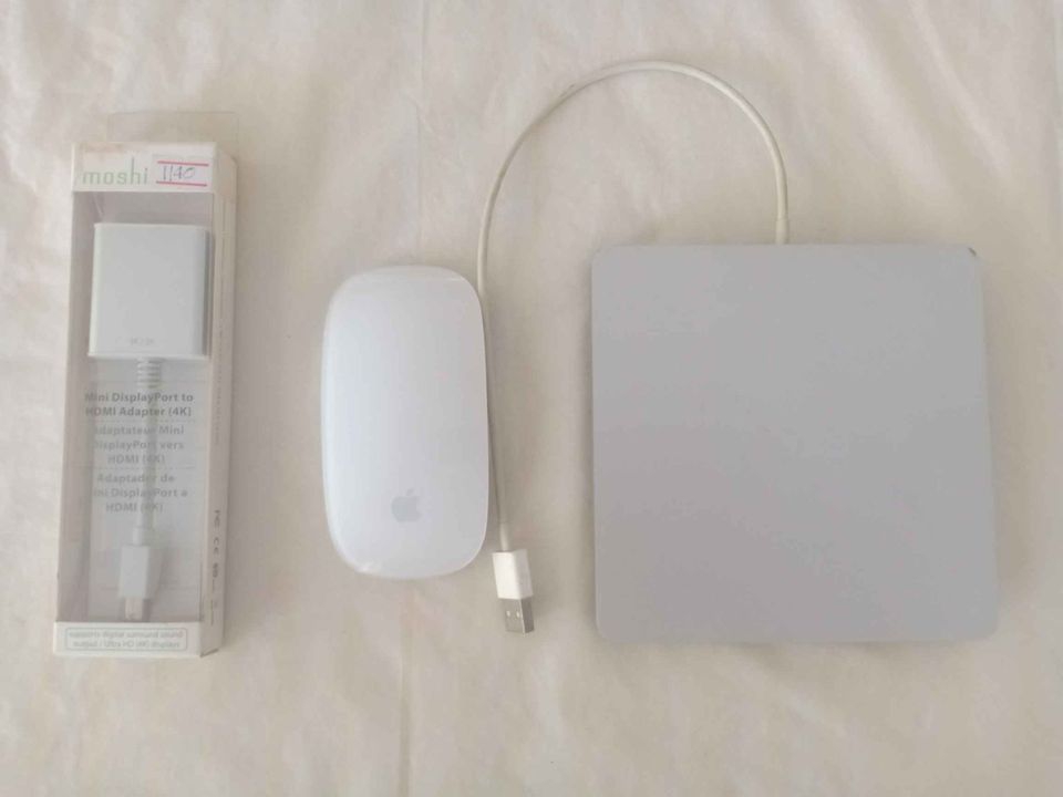 Mac Book Air 11-inch 2010 Ram 4GB sad 128GB