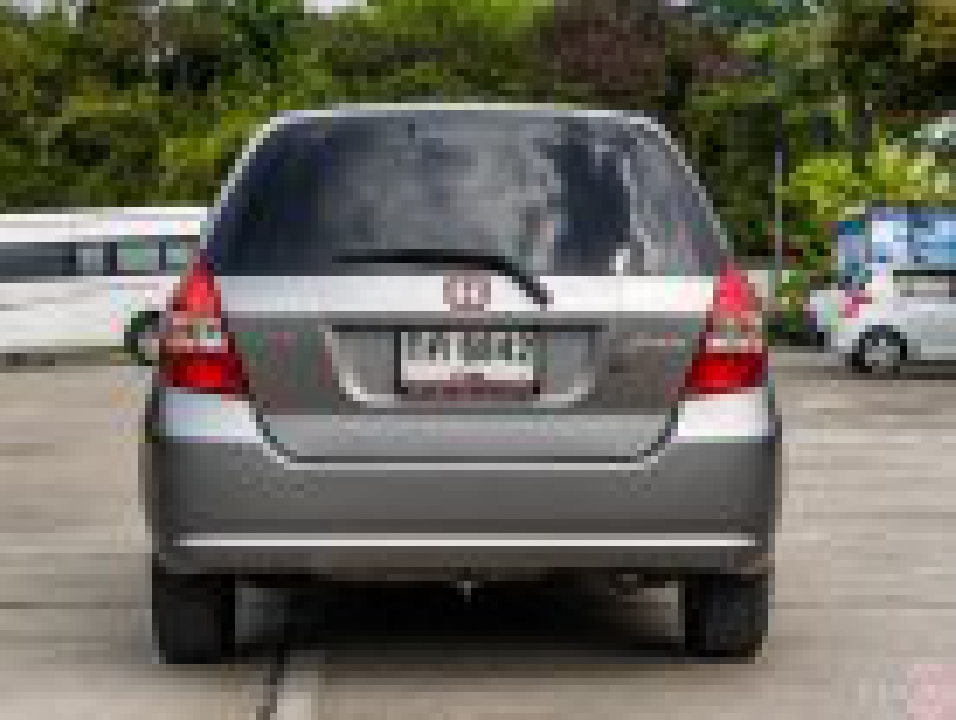 HONDA JAZZ V-TEC 1.5 AUTO ปี 2005