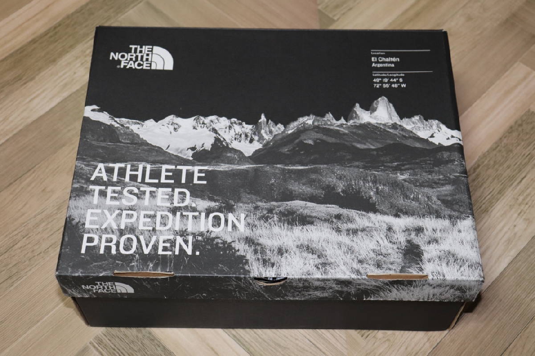 รองเท้าเดินป่า North Face  GORE-TEX Mid Woven ขนาด 28 ซม.