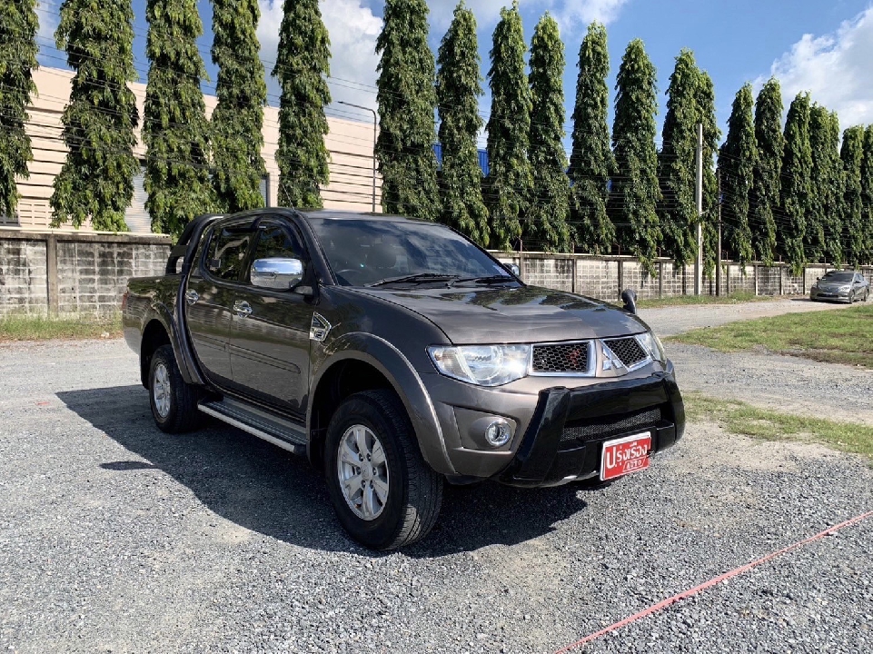 Mitsubishi Triton Double Cab 2.5 GLS Plus VG Turbo เกียร์​ออโต้ ปี2013