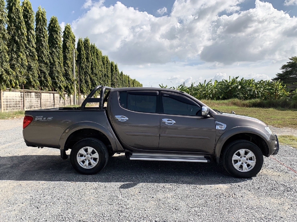 Mitsubishi Triton Double Cab 2.5 GLS Plus VG Turbo เกียร์​ออโต้ ปี2013