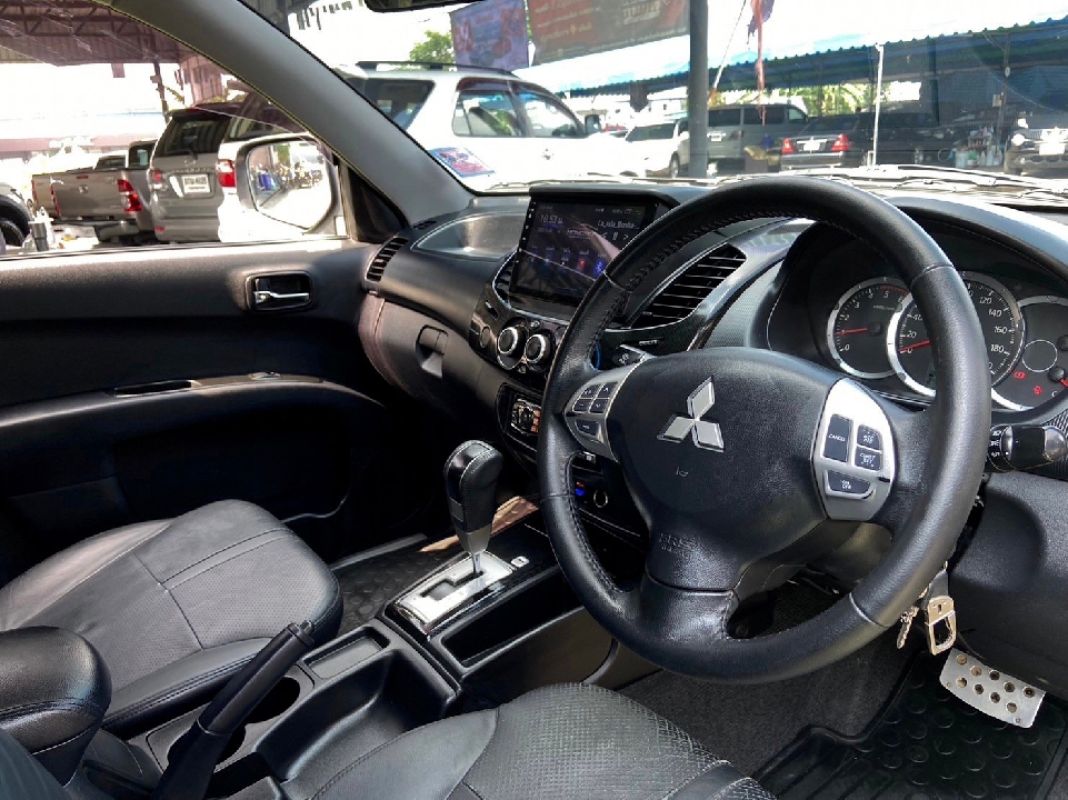 Mitsubishi Triton Double Cab 2.5 GLS Plus VG Turbo เกียร์​ออโต้ ปี2013