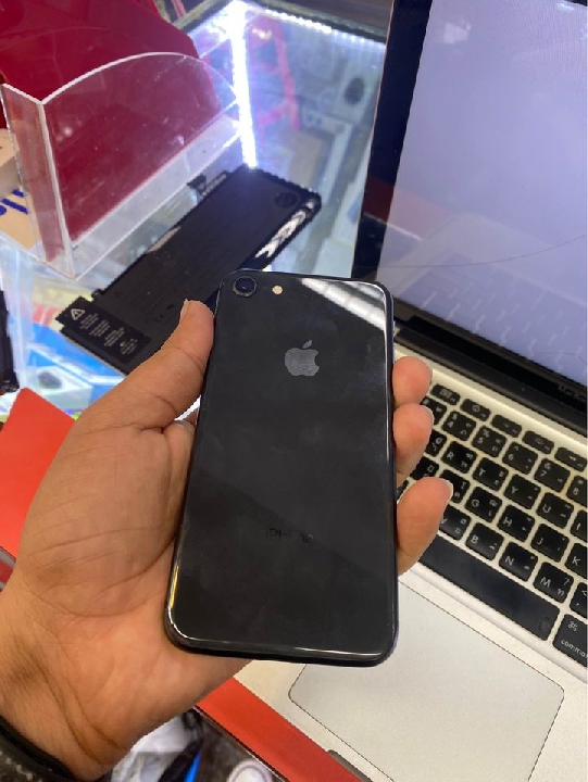 iPhone 8 64Gb