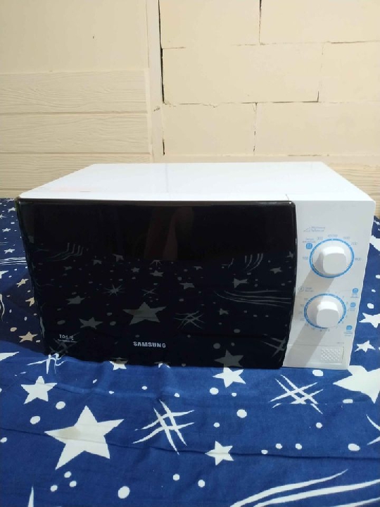 ขายครับ ไมโครเวฟ samsung รุ่น ME711K