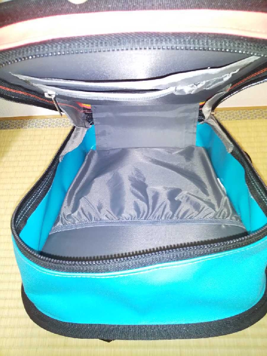 กระเป๋าเป้ THE NORTH FACE Luc North Face Hughes Box Crazy Color Backpack